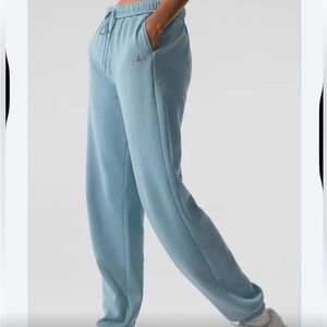 ALO Yoga Light Blue Track Joggers / sweatpants accolade